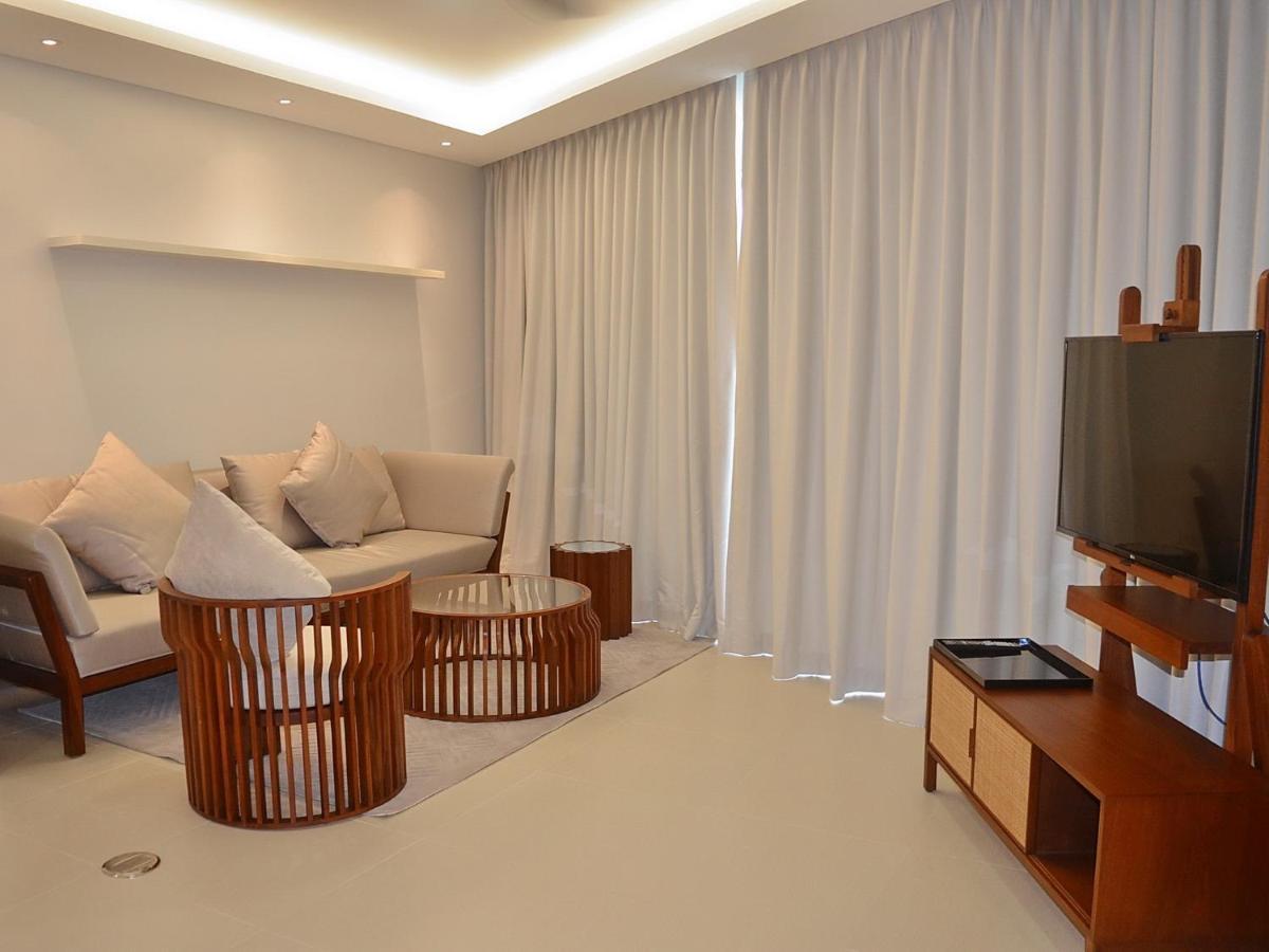 Aqua Boracay Hotel Balabag  Eksteriør billede A living room